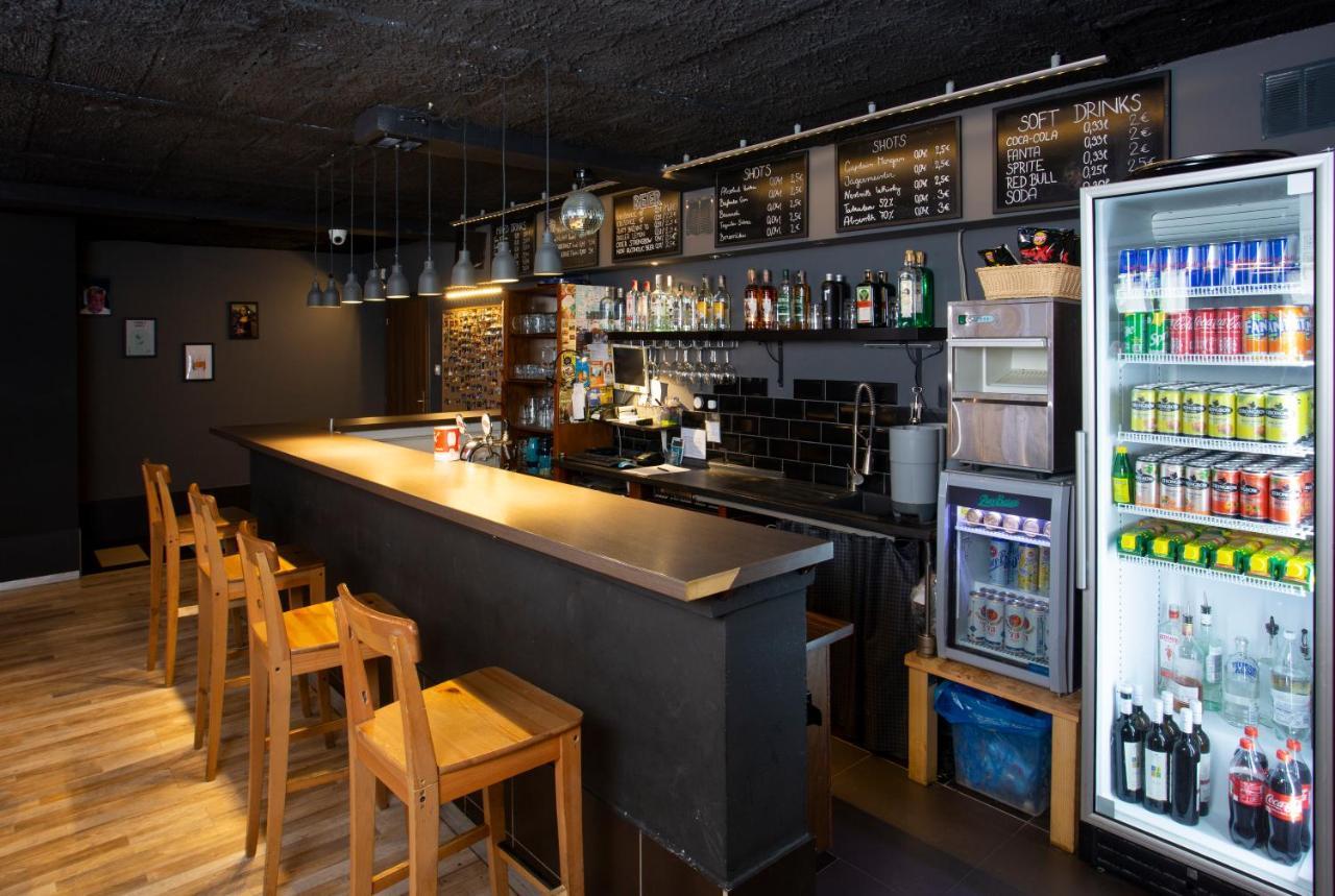 ברטיסלאבה Patio Hostel מראה חיצוני תמונה