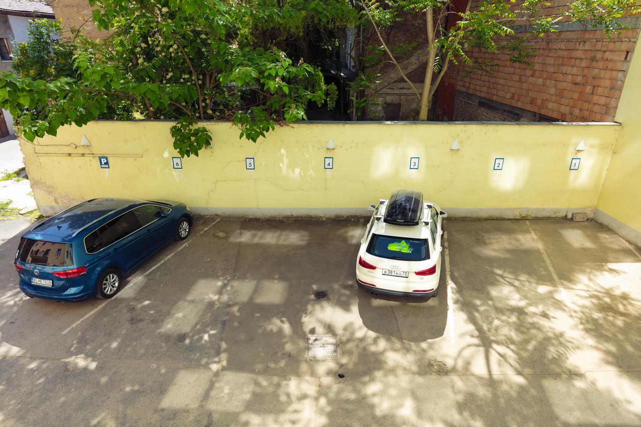 ברטיסלאבה Patio Hostel מראה חיצוני תמונה